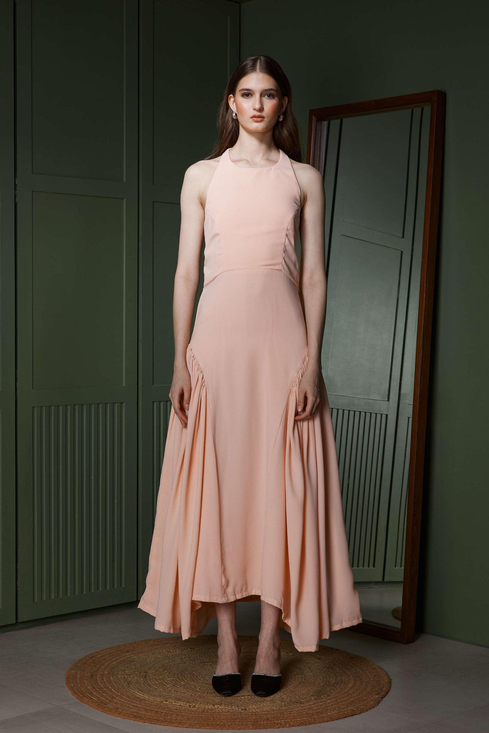 Blush Open-Back Maxi Dress - Image 4